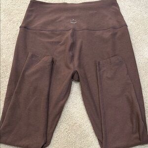 Brown High-Waisted Leggings
